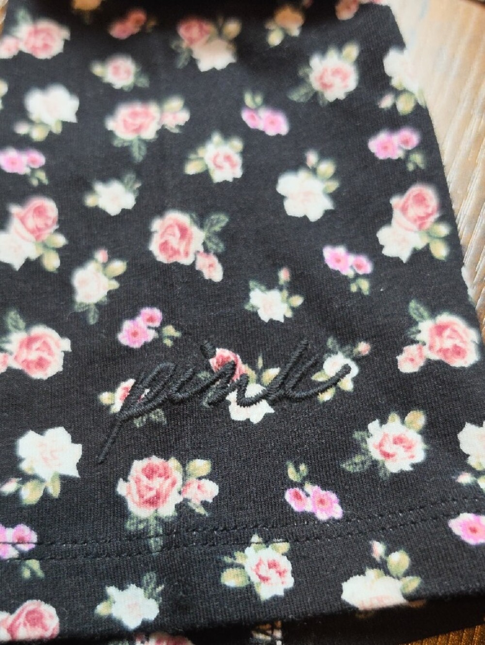 PINK Victoria's Secret | Black Cabbage Rose Long-Sleeve Floral Bodysuit | M - Picture 10 of 10